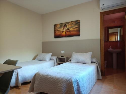 Las Rosas Room Type - Twin Room with Private Bathroom Las Rosas Room Type - Twin Room with Private Bathroom