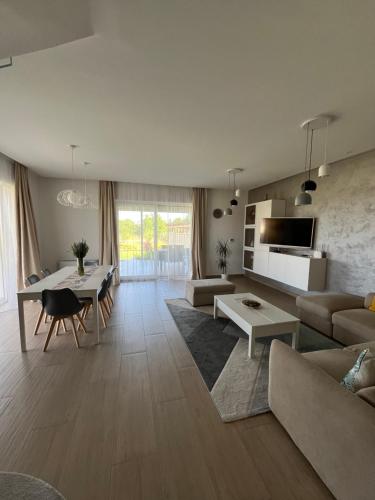 ADELINA Apartman in ซาลาฮาลัป