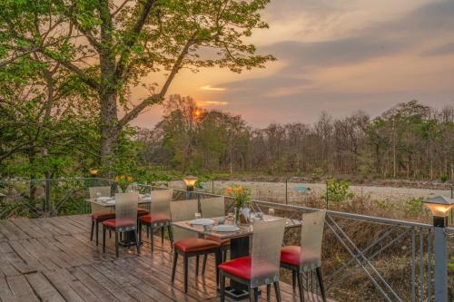 Srina Vilas, Corbett