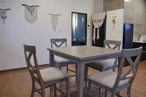 Okinawa Island 恩納村リゾート貸別荘 COCO PLUS No1 3-Star Single Room pool