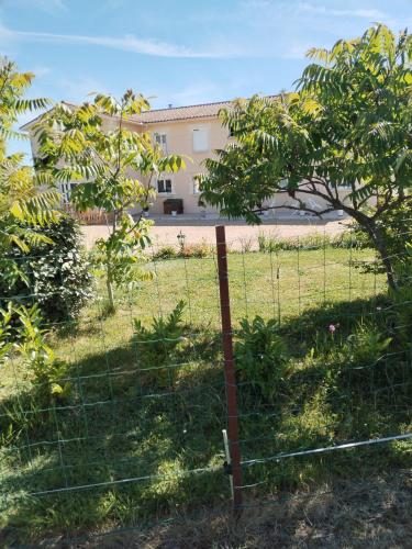 Le Clos de Bourdeilles Studio in Brantome