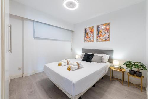 797HOLIDAY RENTALS- Piso contemporaneo frente al mar - image 5