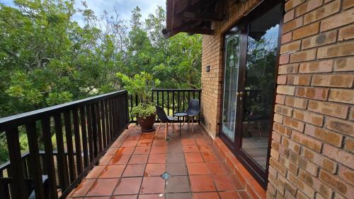 Pemandangan luar, Timbers at Greenway Woods in White River