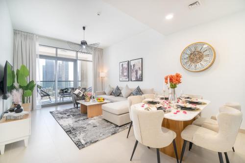 Vogue Downtown Dubai with Burj Khalifa View - Two Bedroom Apartmetn with kids room located Bellevue tower downtown dubai walkable to burj khalifa and the dubai mall, Dubaj (fotografie 5)