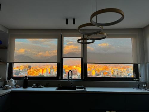 Central Tirana Premium Penthouse SuperAttico, Free Parking, Tirana (photo 8)