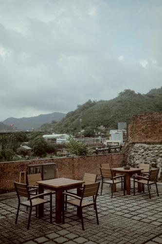 Létesítmények, 微光之丘 in Gongguan Község