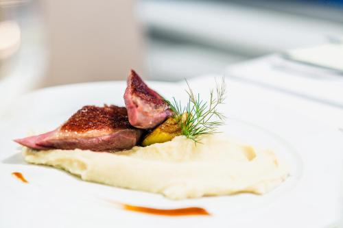 Hotel Panorama - image 12