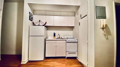 Super Cozy Room for Single person Who Cares about Location, New York (photo 9)