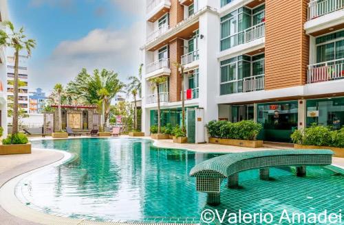 OMNIAPHUKET - Pool access 3 bedrooms apartment, Strand Patong