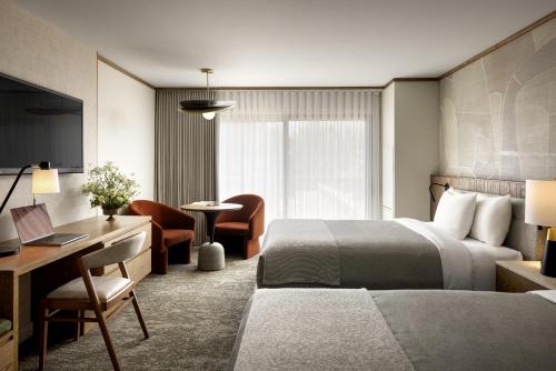 Superior Queen Room with Two Queen Beds