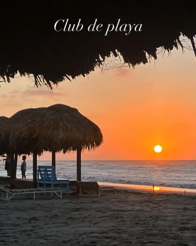 ชายหาด, Atardeceres casa de playa in อาโรโย เด เปียดรา