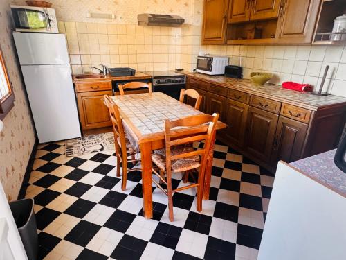 Gîte de la petite fourmy gîte à louer Arnac-la-Poste