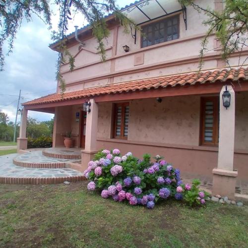 Hosteria Manantial de Carpintería (Hosteria Manantial de Carpinteria) in Carpinteria