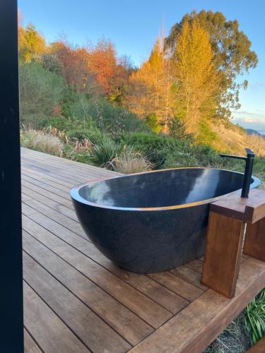 Szabadtéri fürdő, Whakaipo Bay Cabin Retreat Taupo in Kinloch