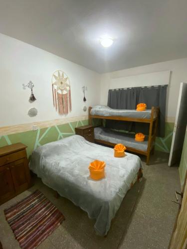 4-Bed Mixed Dormitory Room image 3