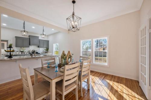 บริการและสิ่งอำนวยความสะดวก, Historic Vibes, Modern Comfort in เอเธนส์ (AL)