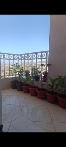Sunny Coastal Stay Stunning Views in Charaf