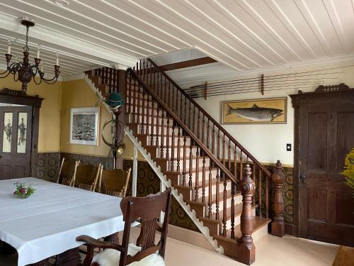 บริการและสิ่งอำนวยความสะดวก, Château Johan-Beetz (Chateau Johan-Beetz) in ฮาฟเร-เซนต์-เพียร์ (ควิเบก)