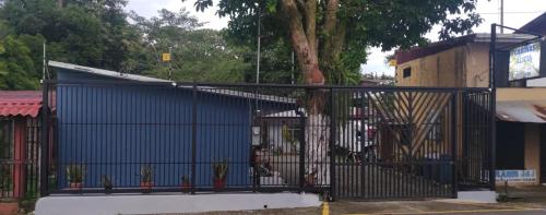 Cabinas Dona Alicia in Quepos