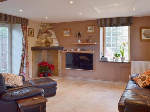 Exterior view, Brixton Barn in Central Wight