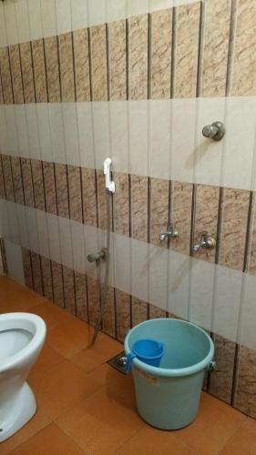 PLAZA GUEST HOUSE – Chennai, IL
