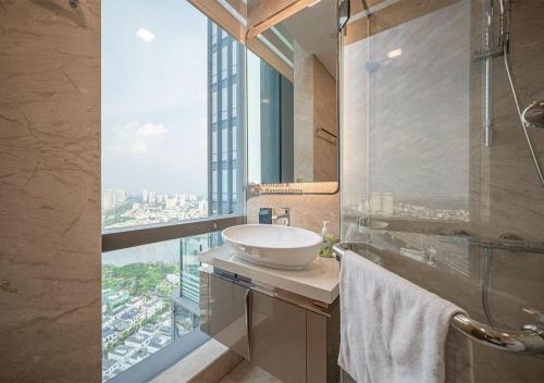 Landmark 81 Luxury Apartment - 샤워실