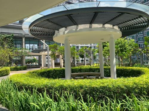 V Residence Suites Linked to Sunway Velocity Mall | 6pax | MRT/LRT | KLCC View Kuala Lumpur 