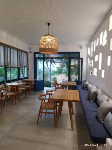 Hotel Flisvos in Megalochori (Agkistri)