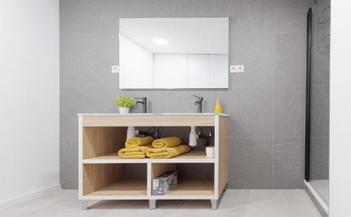 Urban apartment 4 BAJO - Housevanlive, Валенсия (фото 8)