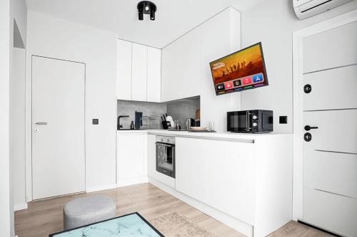 2 Private Suits - Art, Location, Quiet, Balconies, София (фото 5)