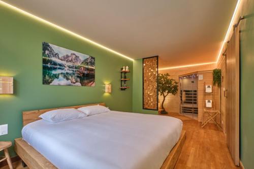 Scandinavian Suite - Private Spa and Sauna in Nantua