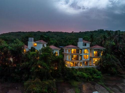 Morii Homes 4BHK Villa with private pool Parra, Assagao