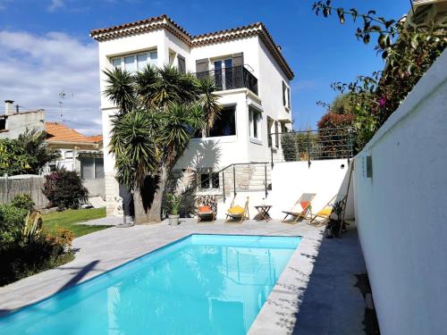 Villa bord de mer