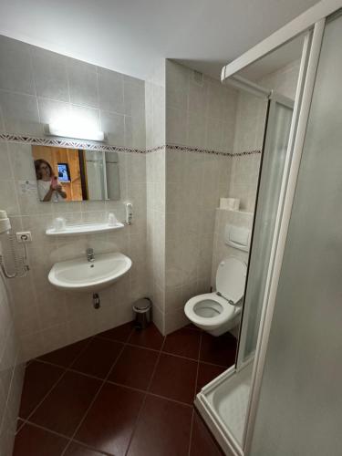 Small Twin Room