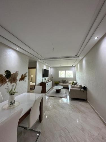 Bright & Cozy Forest View Stay, Tanger