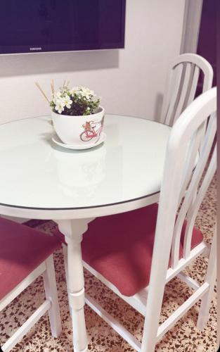Apartamento en sevilla con encanto y muy bien ubicado, Siviglia (foto 6)