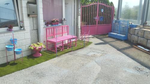 Princess&Prince Apartment with swimming pool and garden - image 2
