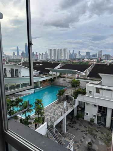 Cozy 2BR Apt AxisAtrium Mall wPool Pandan Indah Ampang Kuala Lumpur near Tesco Ampang