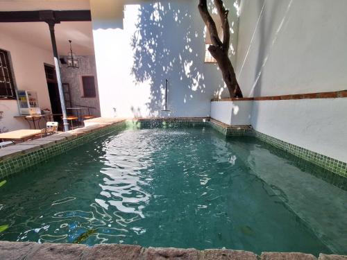 Hotel Casa de los Azulejos - 수영장