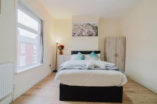 Entire 3 Bedroom House, Salford 20, Manchester (foto 8)