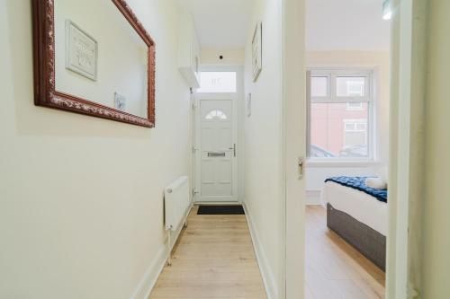 Entire 3 Bedroom House, Salford 20, Manchester (foto 6)