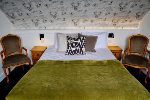 Lochnell Arms Hotel - image 7