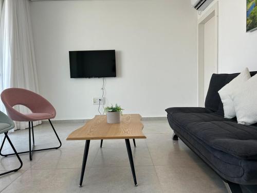 Moonlight Suite, Mashabbe Sade (fotografie 3)
