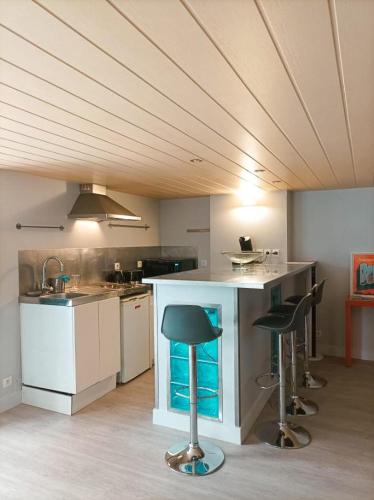 Bordeaux historic center Charming Duplex 5 travelers, Bordeaux