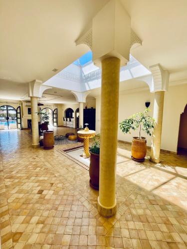 Luxury Spot 2026 - Riad Sahara Experience - Piscine in Sidi Binnzarene