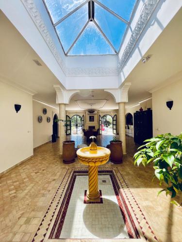 Luxury Spot 2026 - Riad Sahara Experience - Piscine in Sidi Binnzarene