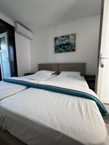 Belvedere Costinesti in Костінешть