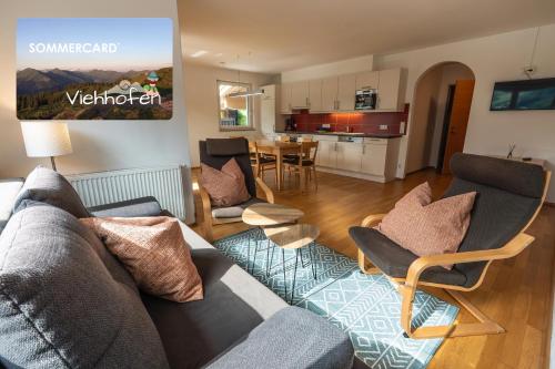 Two-Bedroom Apartment with Mountain View