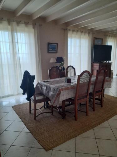 Maison familiale, front mer in Lanildut