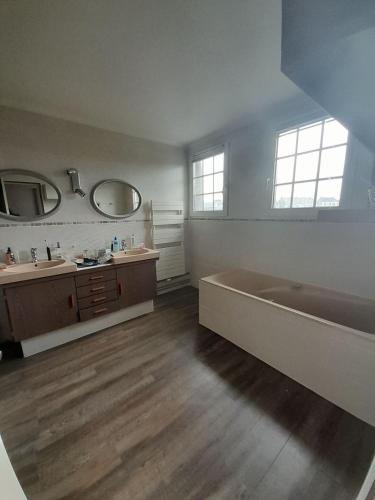 Maison familiale, front mer in Lanildut